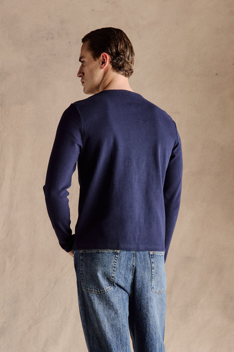 Anovair product still — navy henley